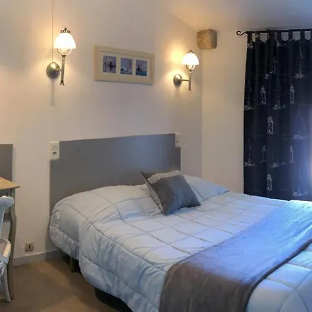 Cit'hotel Cigalas 2*