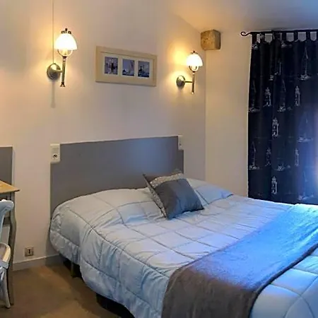 Cit'hotel Cigalas 2*
