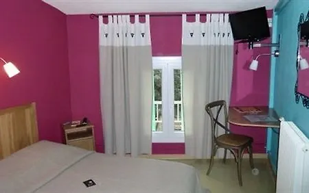 Cit'hotel Cigalas מלון 2*